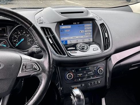 Used 2018 Ford Escape Titanium AWD/4WD image 9