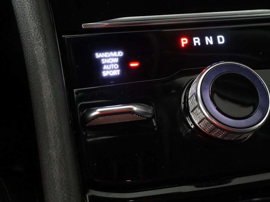 Used 2023 Jeep Grand Cherokee L Limited AWD/4WD image 51