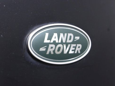 Used 2015 Land Rover Range Rover Supercharged AWD/4WD image 39