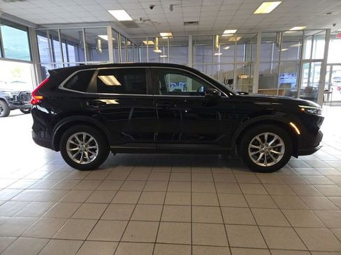 Used 2023 Honda CR-V EX image 9