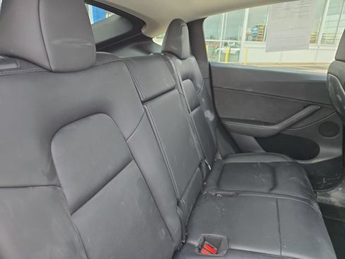 Used 2023 Tesla Model Y Long Range AWD/4WD image 27