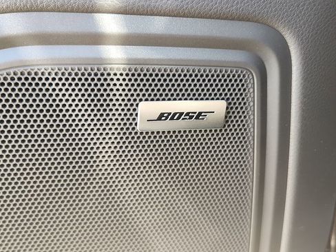 New 2026 Porsche Macan AWD/4WD image 21