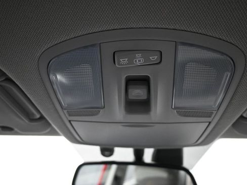 Used 2020 Hyundai Elantra Value Edition image 17