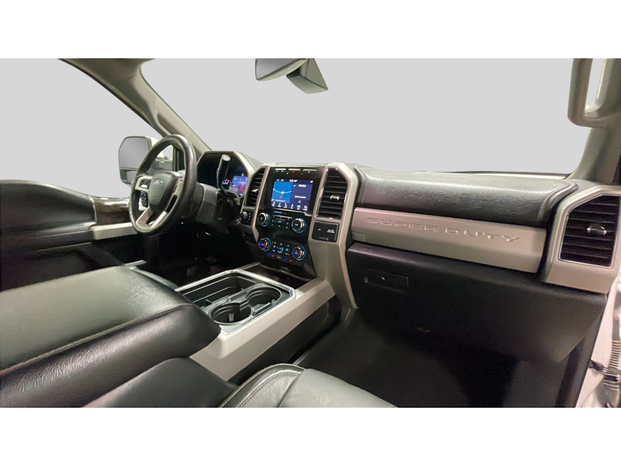 Used 2019 Ford F250 Lariat w/ Lariat Ultimate Package AWD/4WD image 18