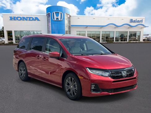Used 2026 Honda Odyssey Touring image 7