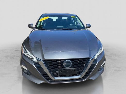 Used 2021 Nissan Altima 2.5 Platinum AWD/4WD image 12