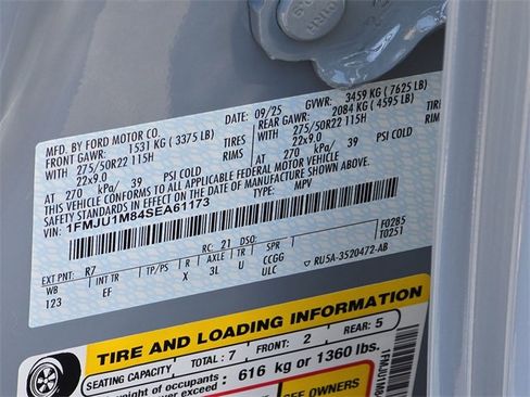 New 2025 Ford Expedition Platinum w/ Driver's Package image 16