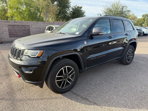 Used 2020 Jeep Grand Cherokee Trailhawk w/ Trailhawk Luxury Group image 7