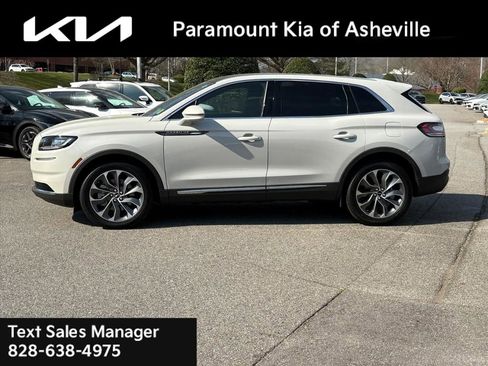 Used 2022 Lincoln Nautilus Reserve FWD image 3