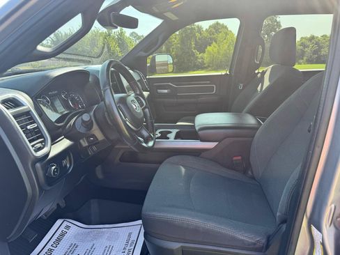 Used 2022 RAM 2500 Big Horn w/ Night Edition AWD/4WD image 10