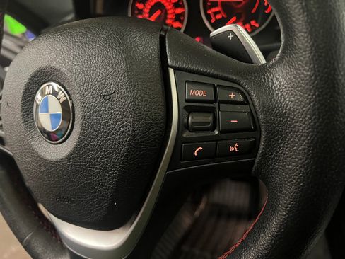 Used 2017 BMW 330i xDrive Sedan AWD/4WD image 19