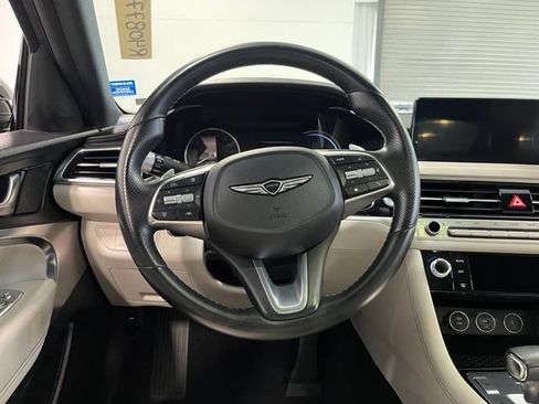 Used 2025 Genesis G70 2.5T RWD image 22