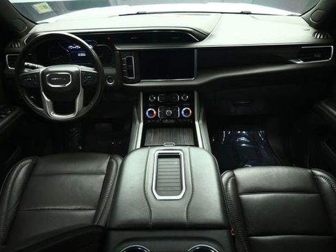 Used 2021 GMC Yukon Denali w/ Denali Premium Package RWD image 35