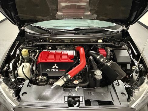 Used 2014 Mitsubishi Lancer Evolution GSR image 17