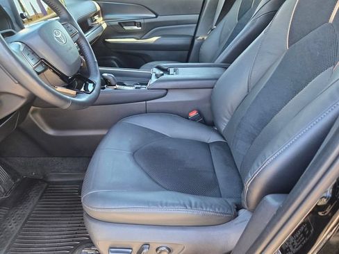 Certified 2025 Toyota Grand Highlander AWD Hybrid image 55