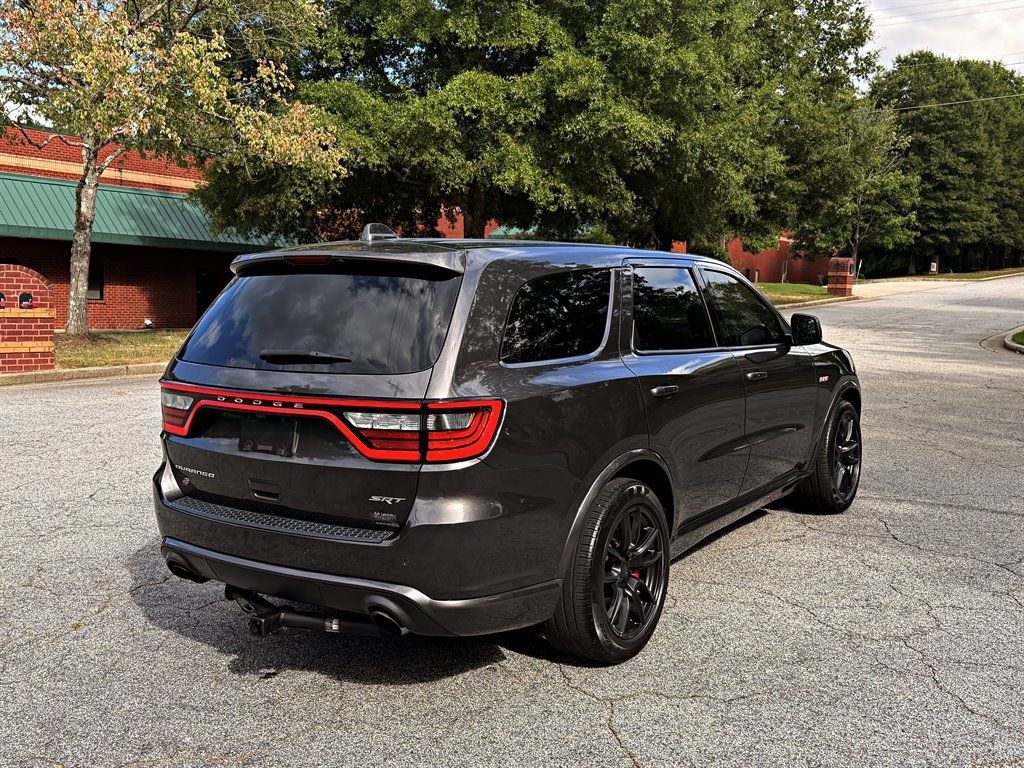 Used 2018 Dodge Durango SRT w/ Technology Group AWD/4WD image 5