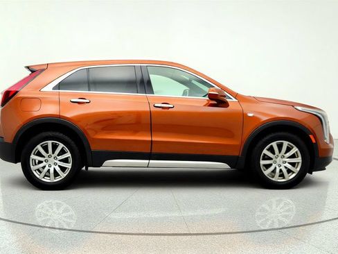 Used 2019 Cadillac XT4 Premium Luxury FWD image 4