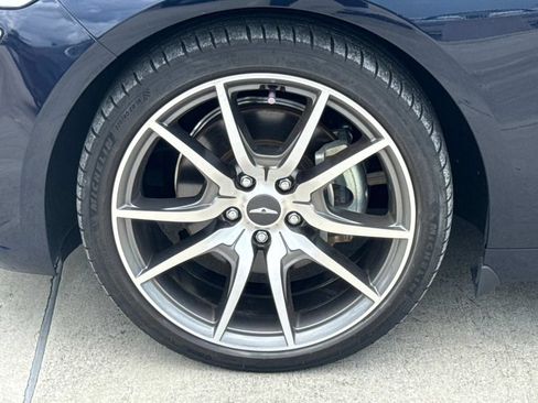 Used 2023 Genesis G70 2.0T RWD image 5