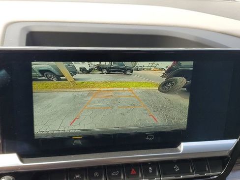 Used 2022 Chevrolet Silverado 1500 LT image 22