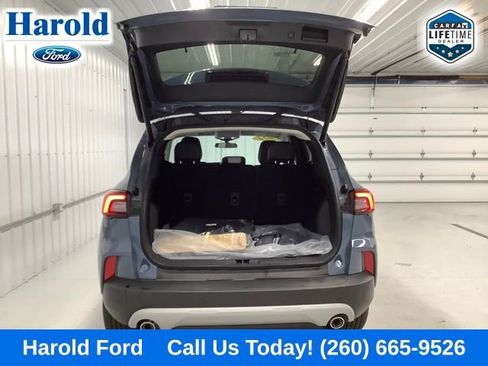 Used 2024 Ford Escape SE image 6