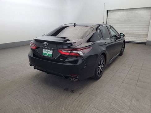 Used 2021 Toyota Camry SE image 9