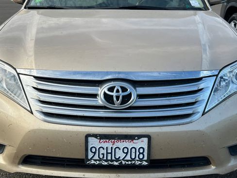 Used 2011 Toyota Avalon Limited FWD image 12