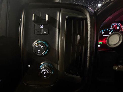 Used 2018 Chevrolet Silverado 3500 LTZ AWD/4WD image 39