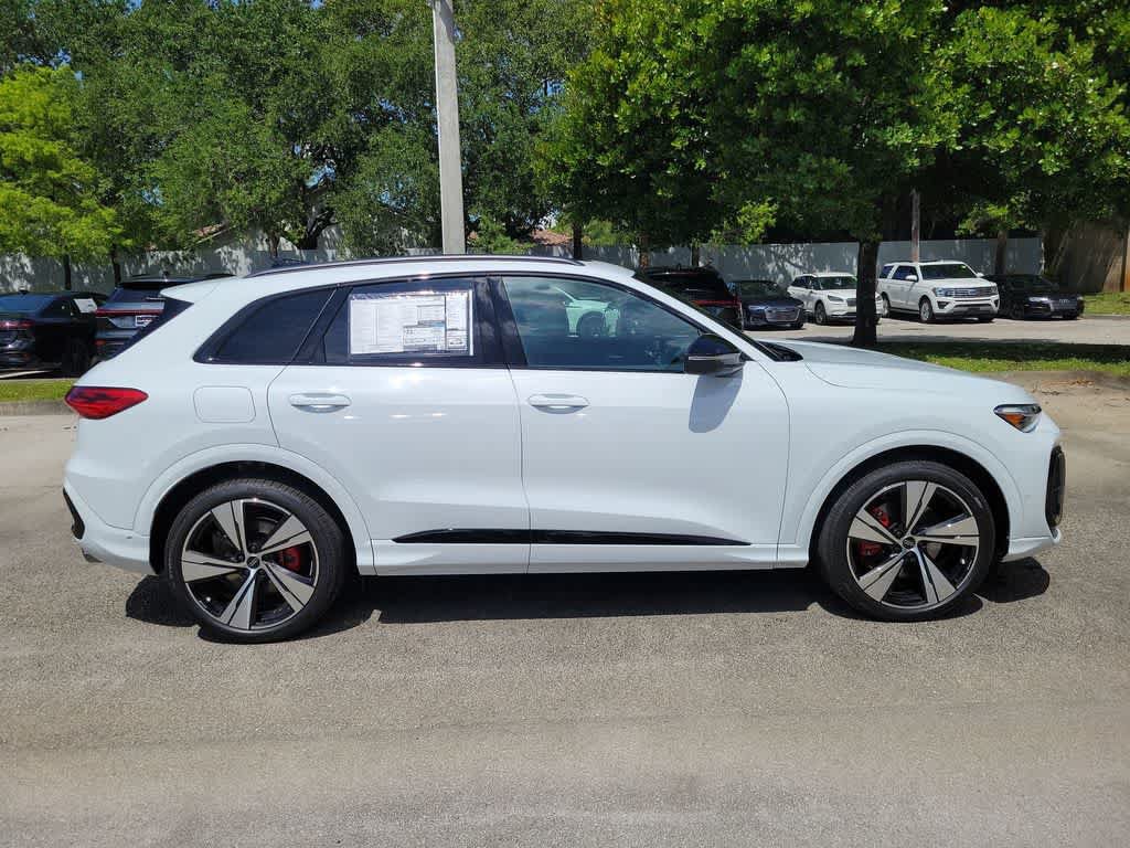 New 2026 Audi SQ5 Premium Plus AWD/4WD image 9