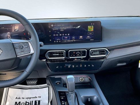 New 2026 Nissan Sentra SV image 8