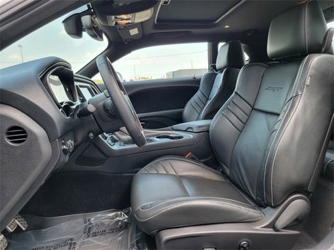 Used 2016 Dodge Challenger SRT Hellcat image 20