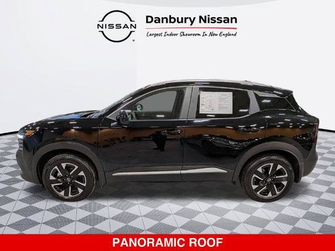 Certified 2025 Nissan Kicks SV w/ SV Premium Package AWD/4WD image 7
