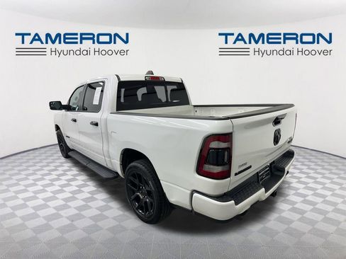 Used 2023 RAM 1500 Laramie AWD/4WD image 3