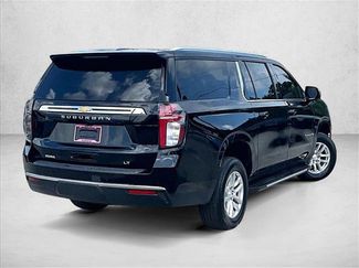 Used 2024 Chevrolet Suburban LT w/ Luxury Package RWD video 2