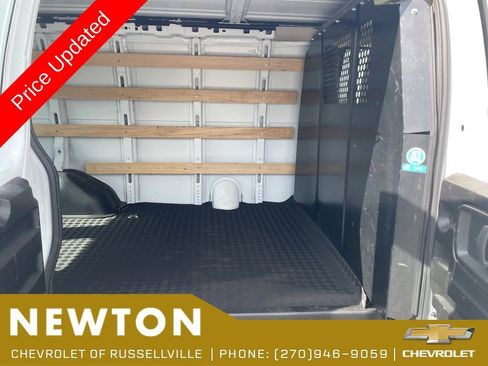 Used 2024 Chevrolet Express 2500 w/ Driver Convenience Package RWD image 19
