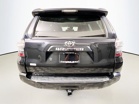 Used 2024 Toyota 4Runner SR5 image 6