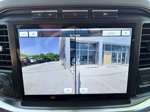 Used 2021 Ford F150 Lariat w/ Equipment Group 502A High AWD/4WD image 31