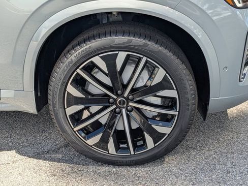 Certified 2026 Volvo XC90 B6 Plus w/ Protection Package Premier AWD/4WD image 14