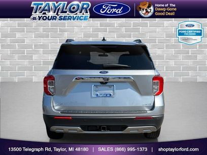Certified 2024 Ford Explorer XLT w/ Equipment Group 202A