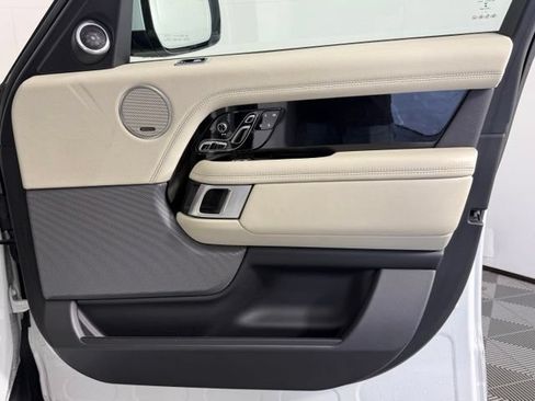 Used 2018 Land Rover Range Rover HSE AWD/4WD image 20