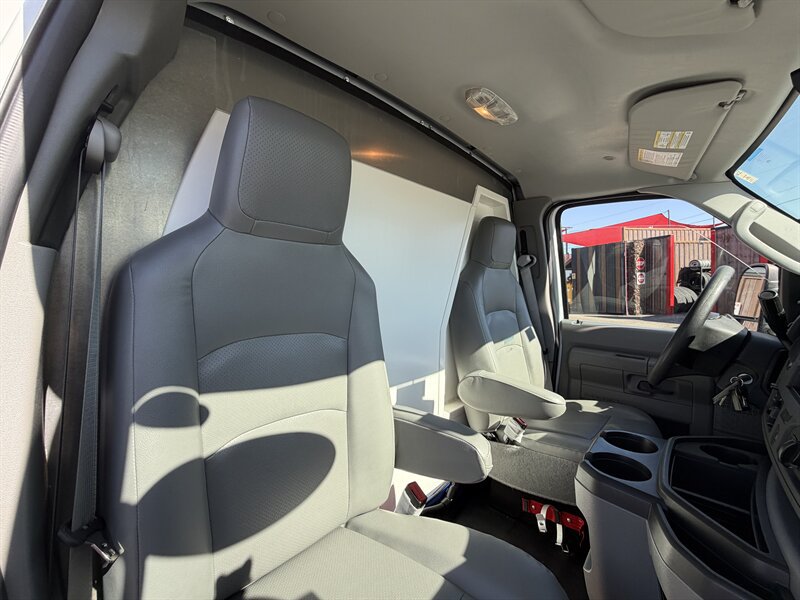 Used 2024 Ford E-350 and Econoline 350 Super Duty w/ Power Windows & Locks Group RWD image 19