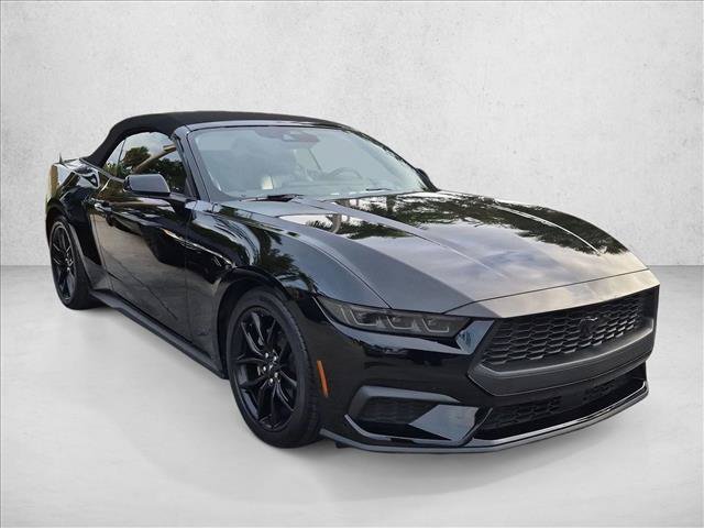 Used 2025 Ford Mustang Premium RWD image 3