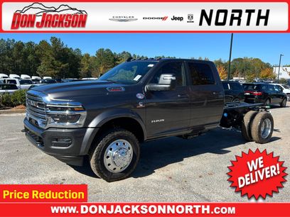 New 2026 RAM 4500 4x4 Crew Cab DRW w/ Laramie Trim Package