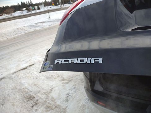 Used 2019 GMC Acadia SLT image 30