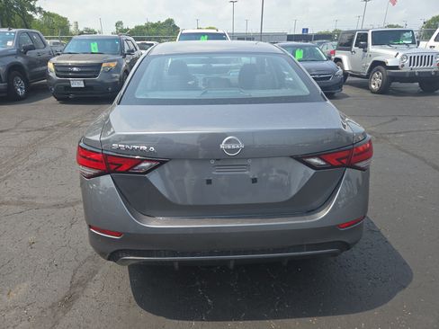 Used 2024 Nissan Sentra S FWD image 6