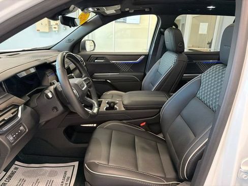 Used 2026 GMC Acadia Denali w/ Super Cruise Package AWD/4WD image 17