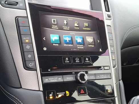 Used 2018 INFINITI Q50 Sport image 13