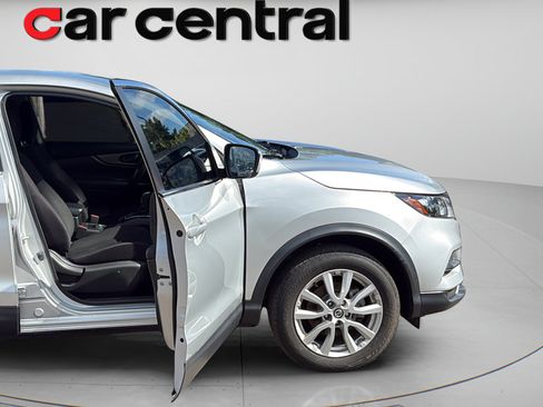 Used 2021 Nissan Rogue Sport S AWD/4WD image 9