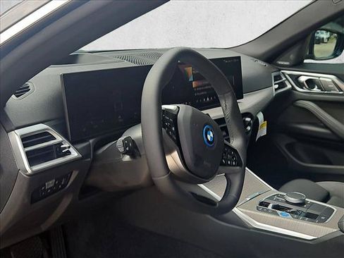 Used 2026 BMW i4 xDrive40i w/ Premium Package AWD/4WD image 2