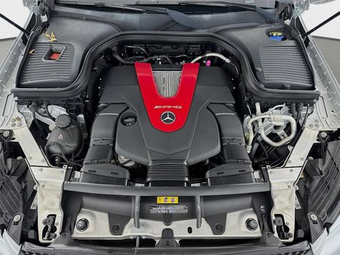 Used 2019 Mercedes-Benz GLC 43 AMG 4MATIC image 32