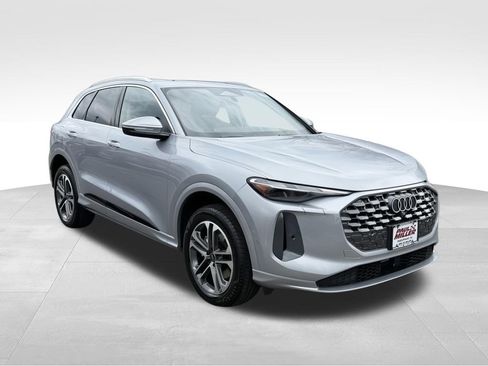 New 2026 Audi Q5 Premium AWD/4WD image 3